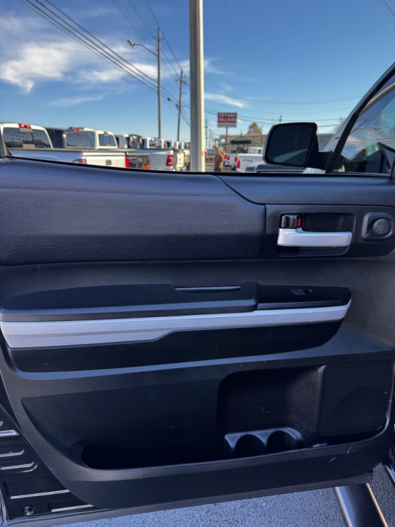 2019 Toyota Tundra Image 17