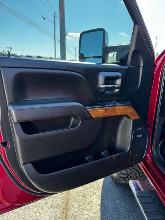 2018 Chevrolet Silverado 1500 Image 15