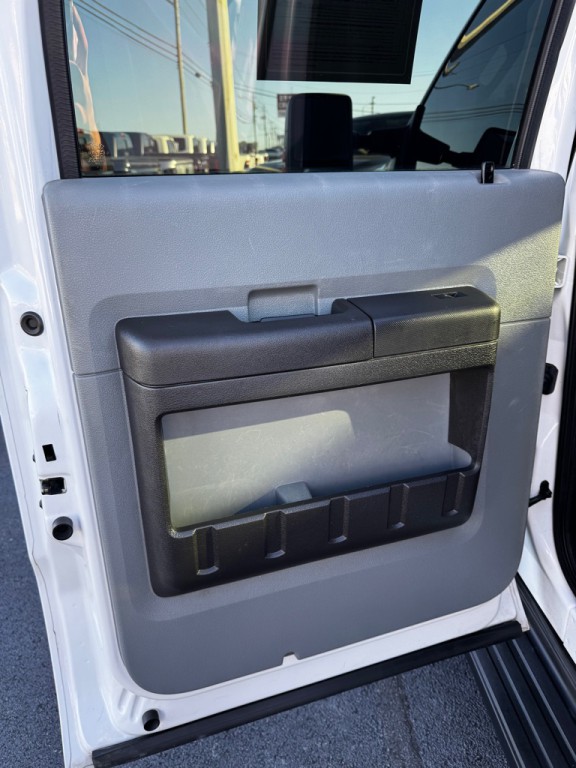 2015 Ford F-350 Image 16