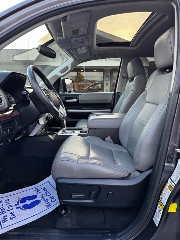 2014 Toyota Tundra Image 12