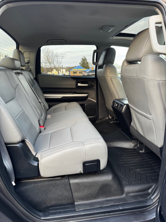 2014 Toyota Tundra Image 18