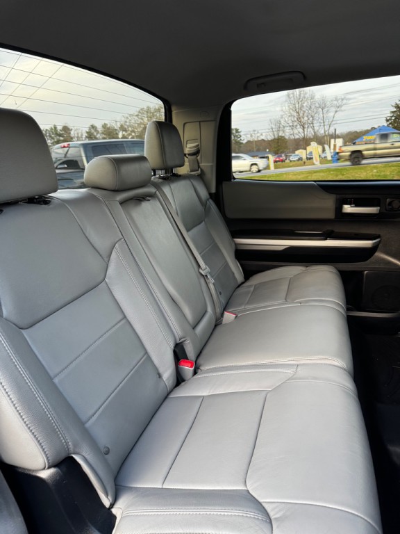 2014 Toyota Tundra Image 19