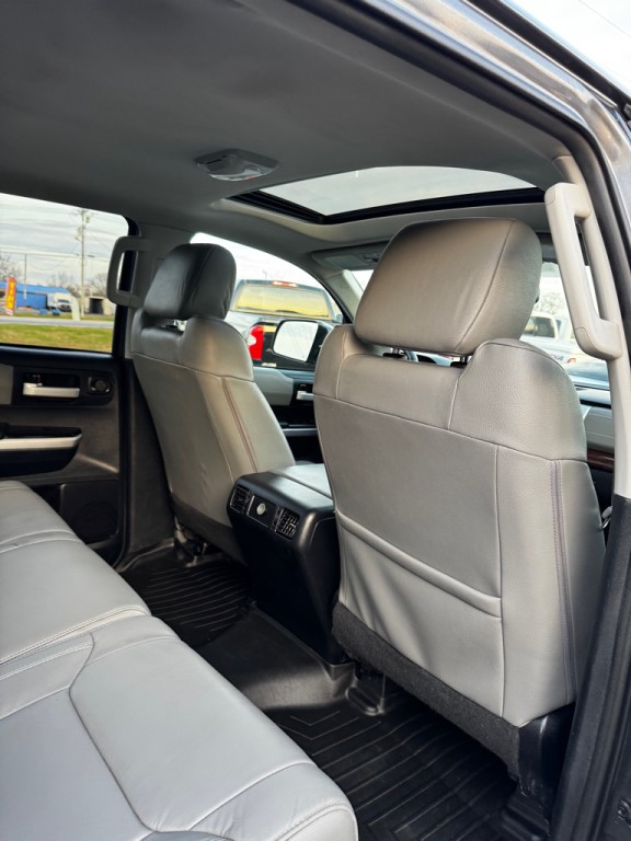 2014 Toyota Tundra Image 20