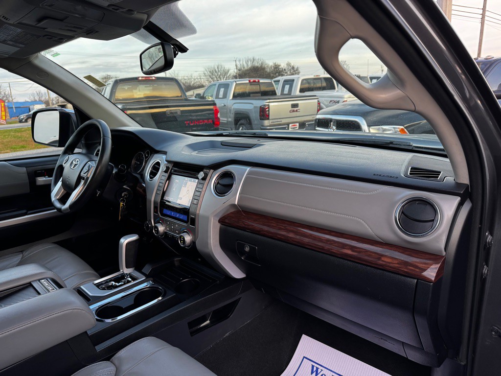 2014 Toyota Tundra Image 23