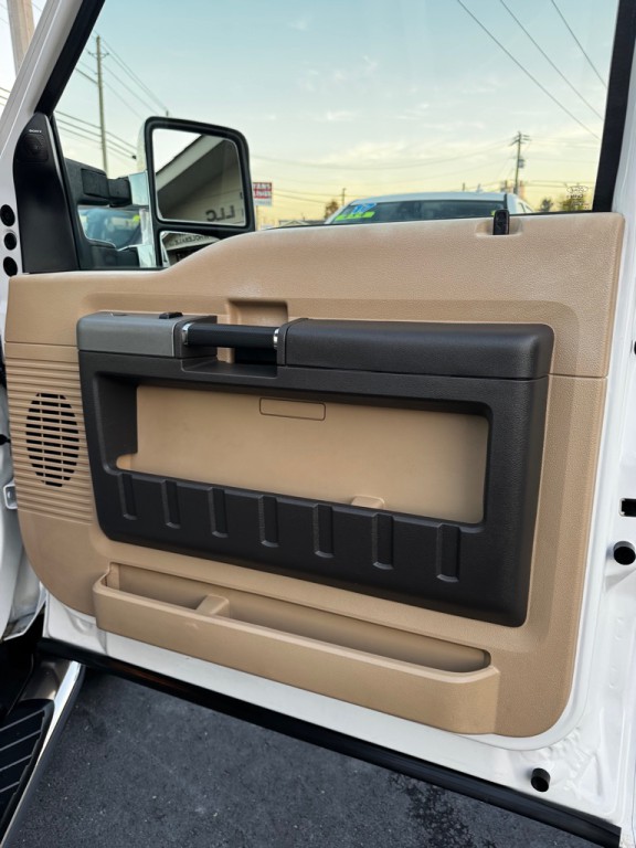 2013 Ford F-250 Image 25