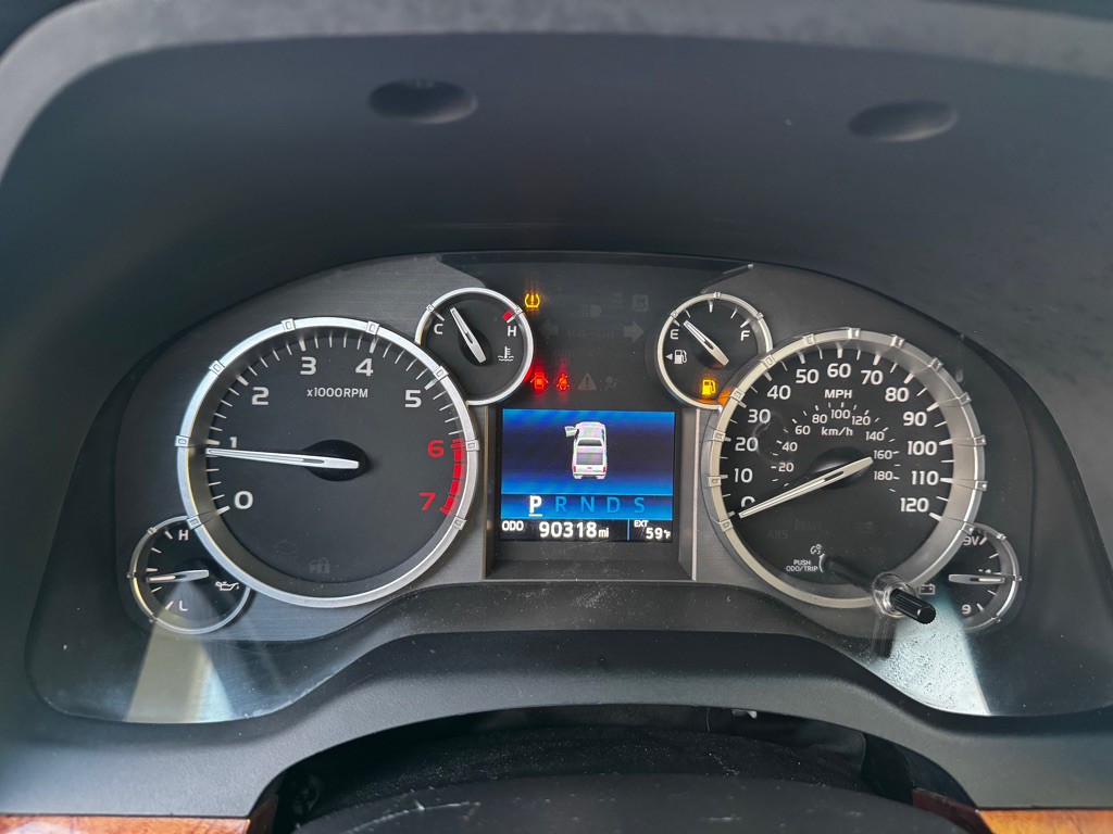 2015 Toyota Tundra Image 13