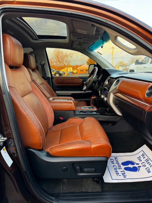 2015 Toyota Tundra Image 22