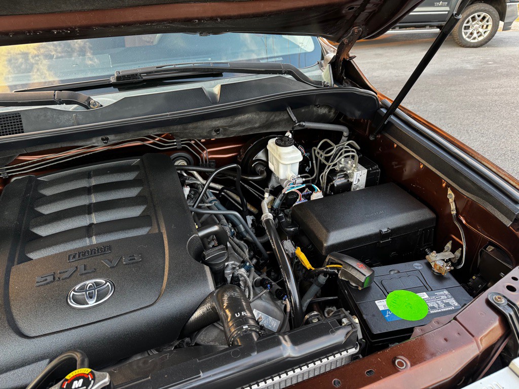 2015 Toyota Tundra Image 26