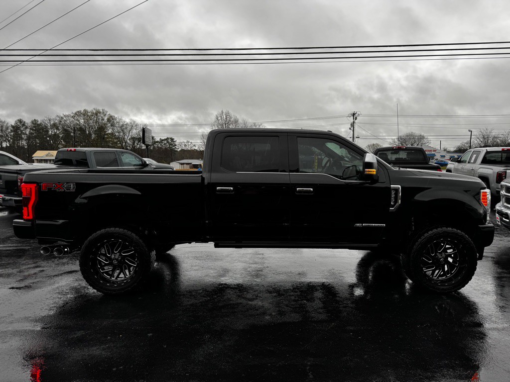 2017 Ford F-250 Image 7