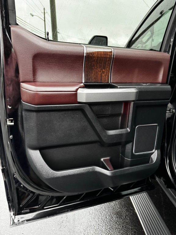 2017 Ford F-250 Image 17