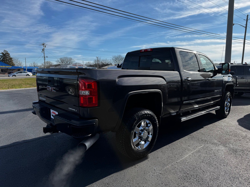 2015 GMC Sierra Image 6
