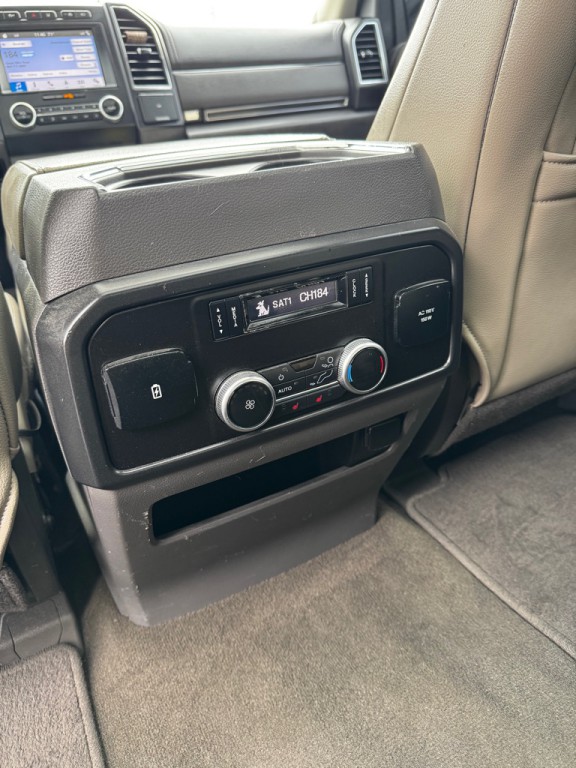 2019 Ford Expedition Image 16