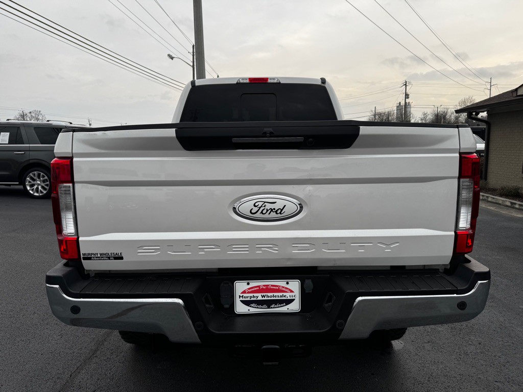 2017 Ford F-250 Image 4