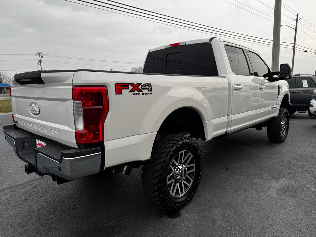 2017 Ford F-250 Image 6