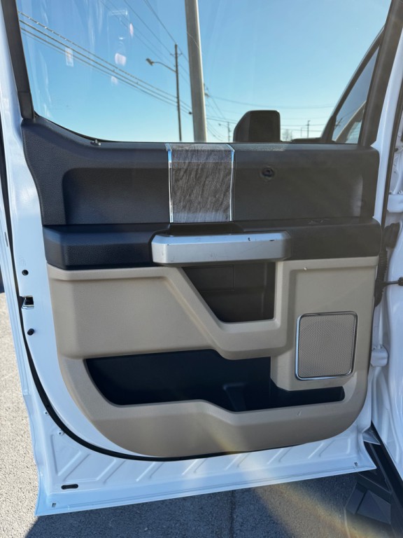 2017 Ford F-250 Image 17