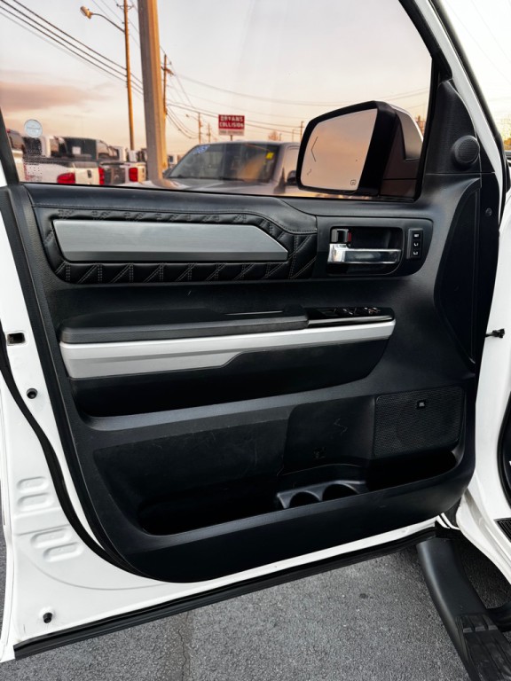 2018 Toyota Tundra Image 15