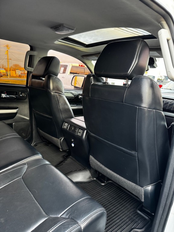 2018 Toyota Tundra Image 19
