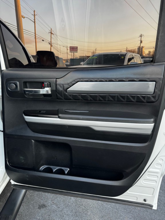 2018 Toyota Tundra Image 21