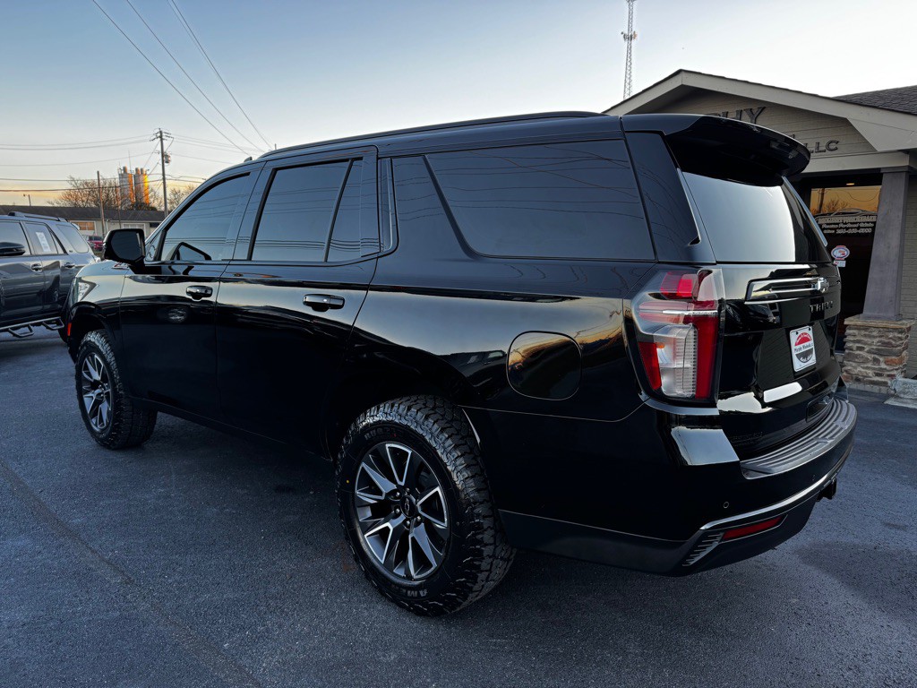 2021 Chevrolet Tahoe Image 3