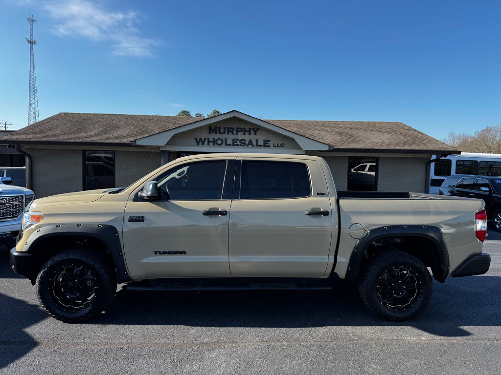 2017 Toyota Tundra Image 1
