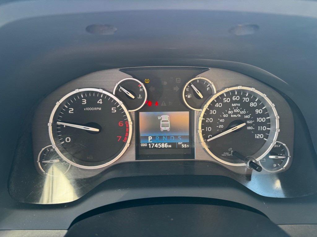 2017 Toyota Tundra Image 13