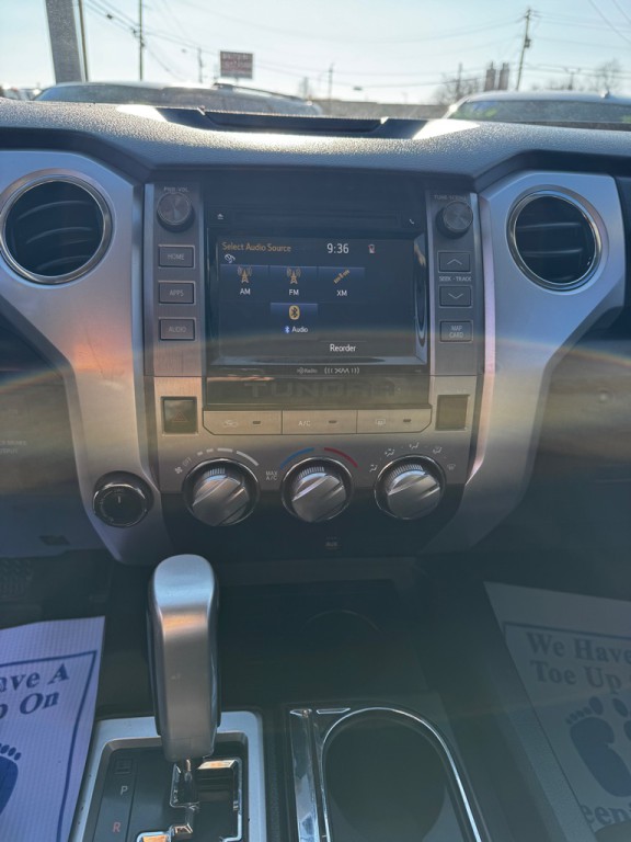 2017 Toyota Tundra Image 14