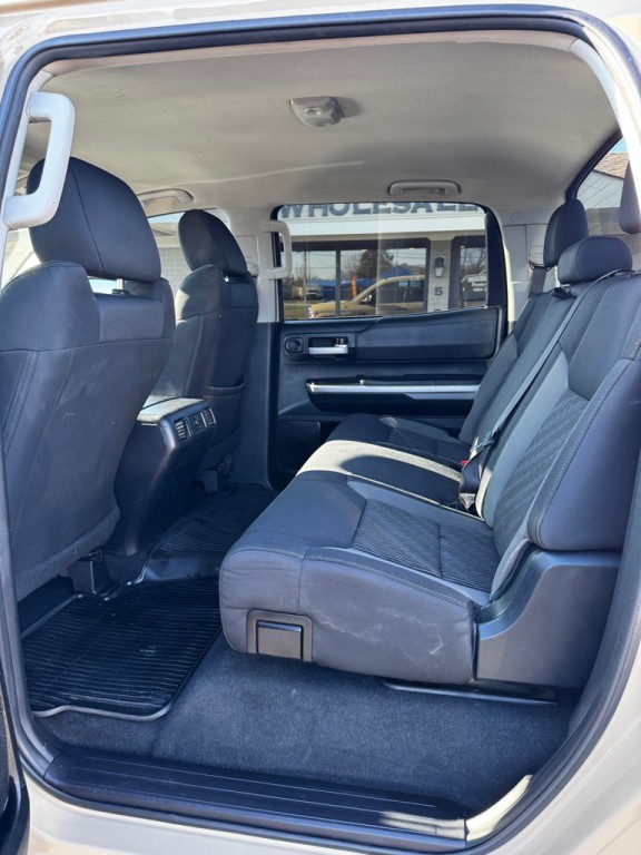 2017 Toyota Tundra Image 16