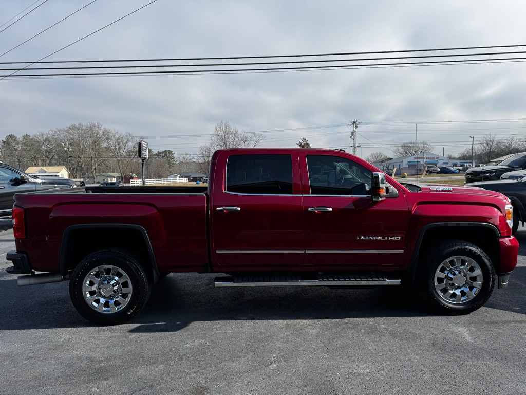 2018 GMC Sierra Image 7