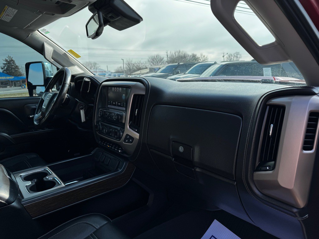 2018 GMC Sierra Image 25