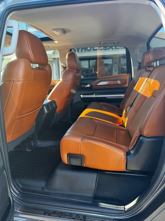 2016 Toyota Tundra Image 17