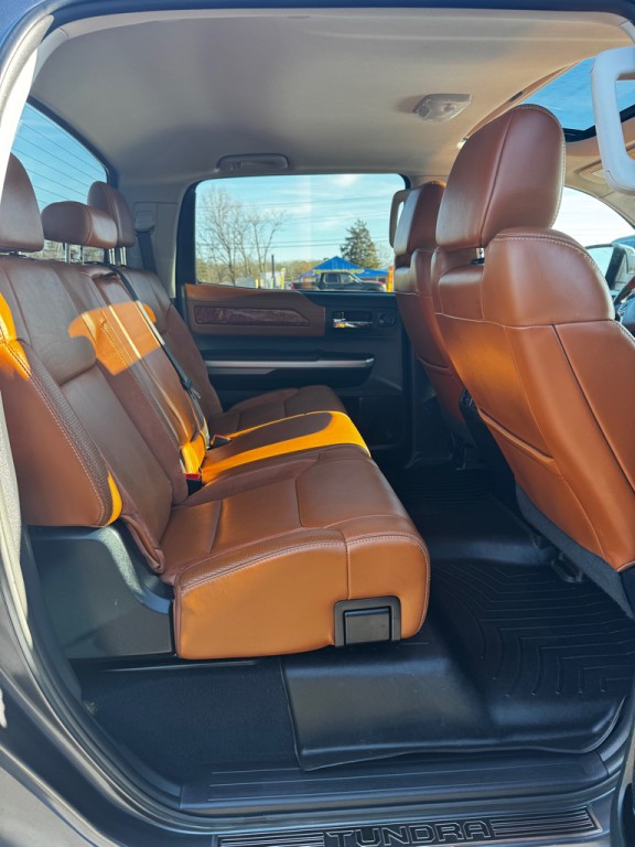2016 Toyota Tundra Image 19