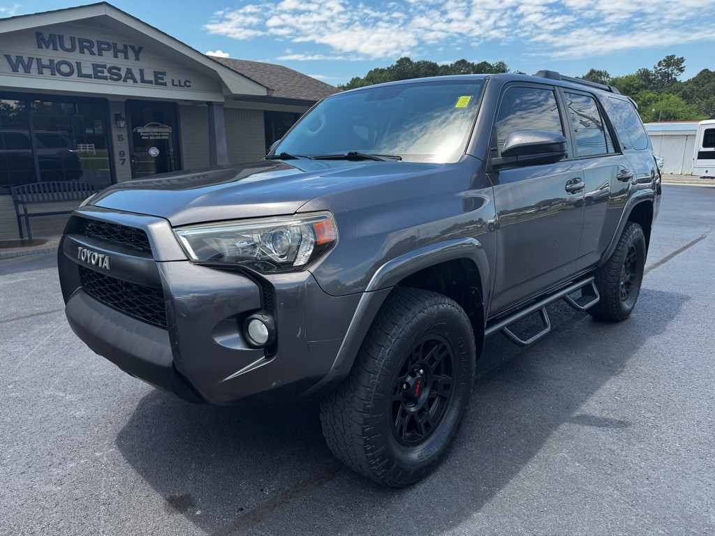 2015 Toyota 4Runner Image 2