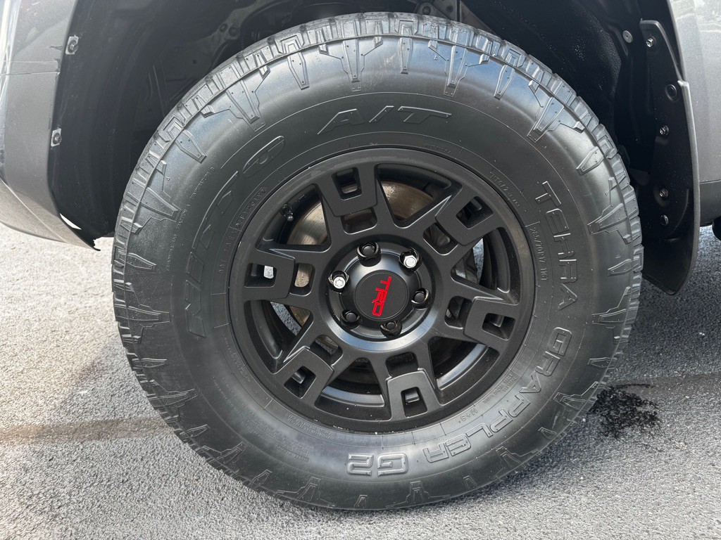 2015 Toyota 4Runner Image 9