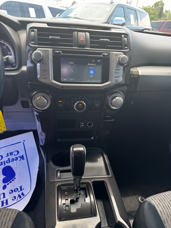 2015 Toyota 4Runner Image 14