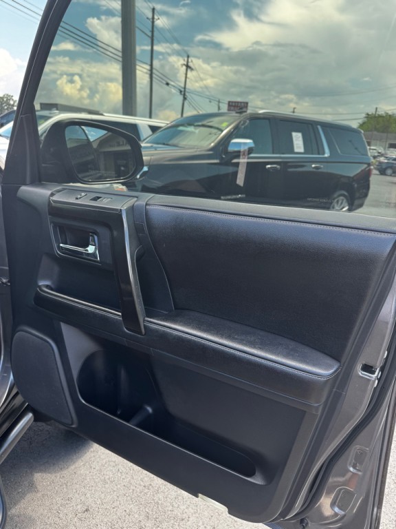 2015 Toyota 4Runner Image 21