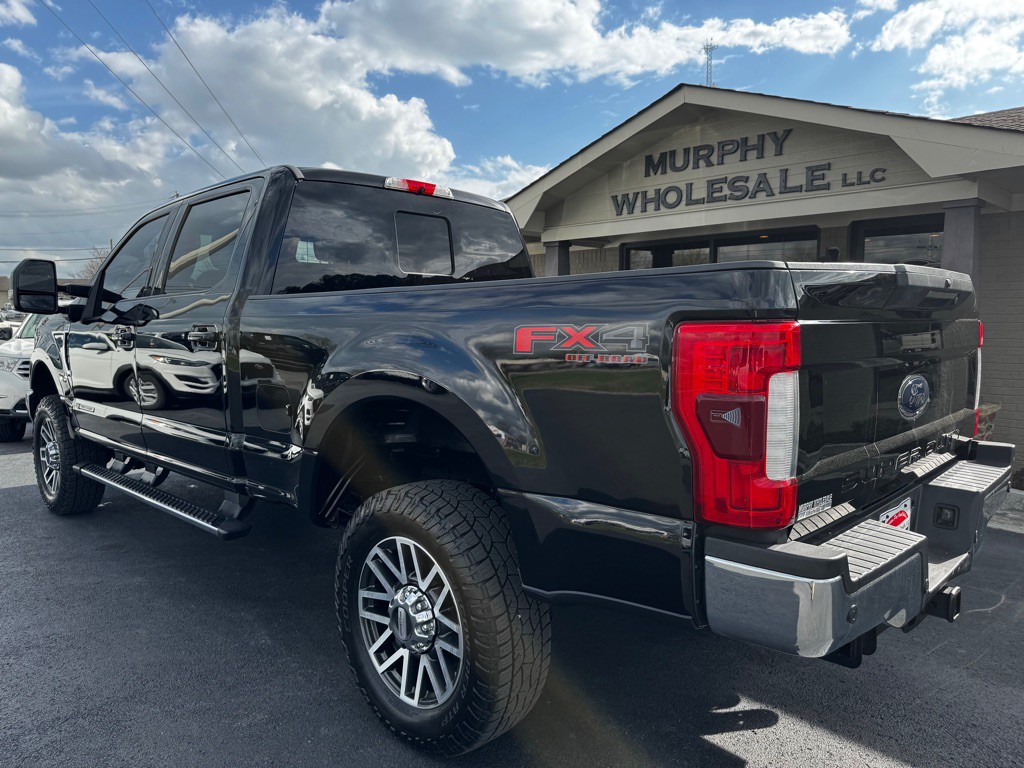 2017 Ford F-250 Image 3