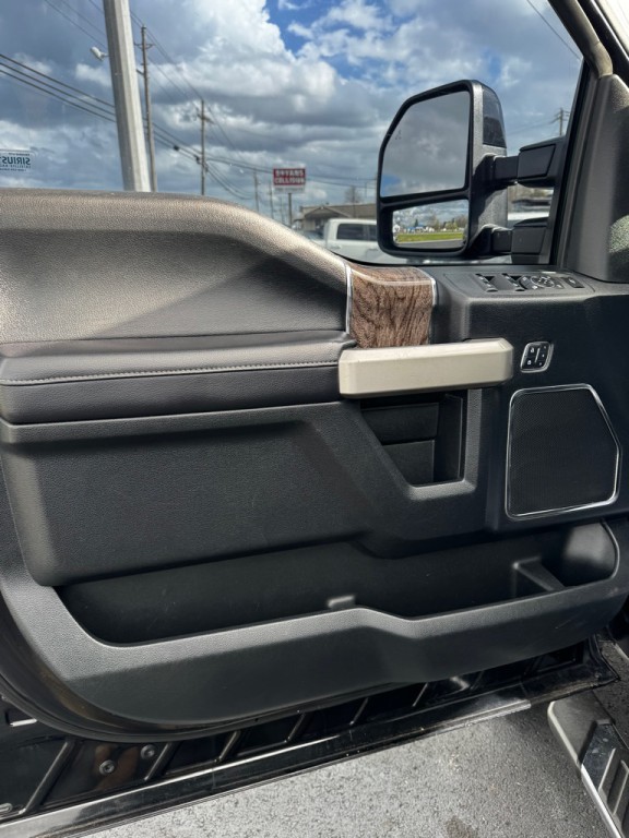 2017 Ford F-250 Image 18