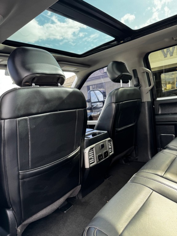 2017 Ford F-250 Image 21