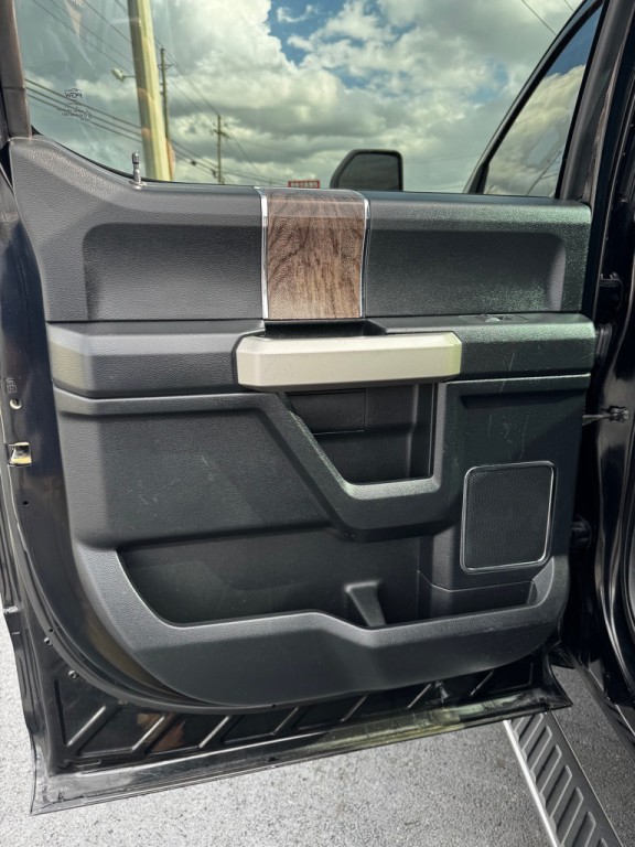 2017 Ford F-250 Image 22