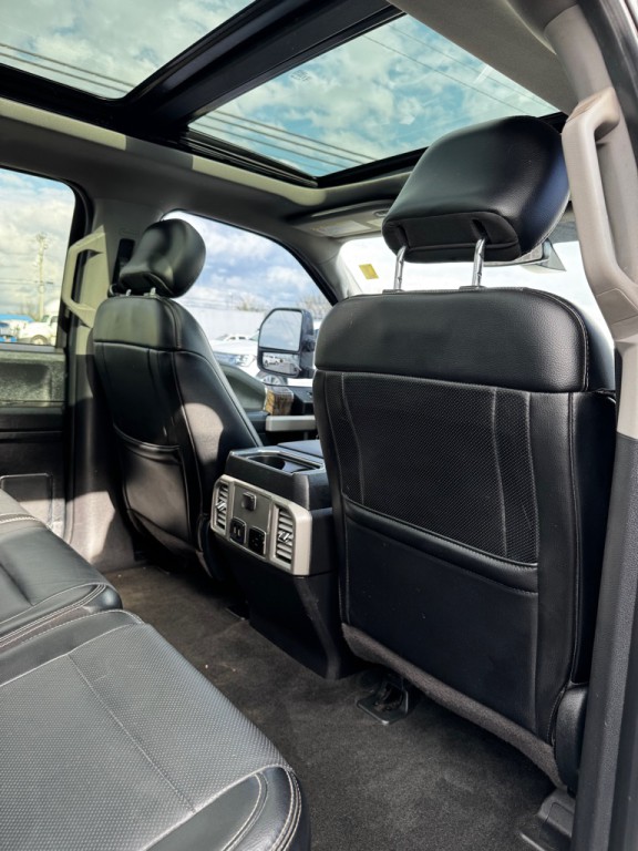 2017 Ford F-250 Image 24