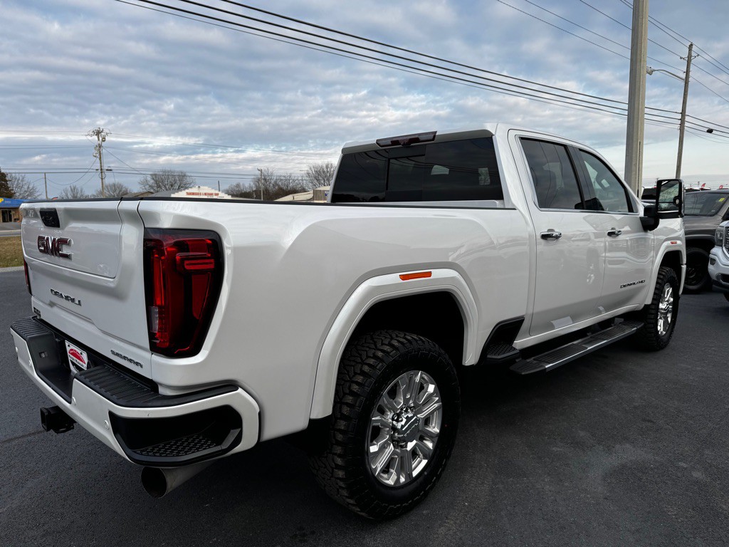 2020 GMC Sierra Image 6