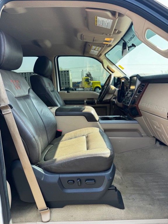 2015 Ford F-350 Image 25