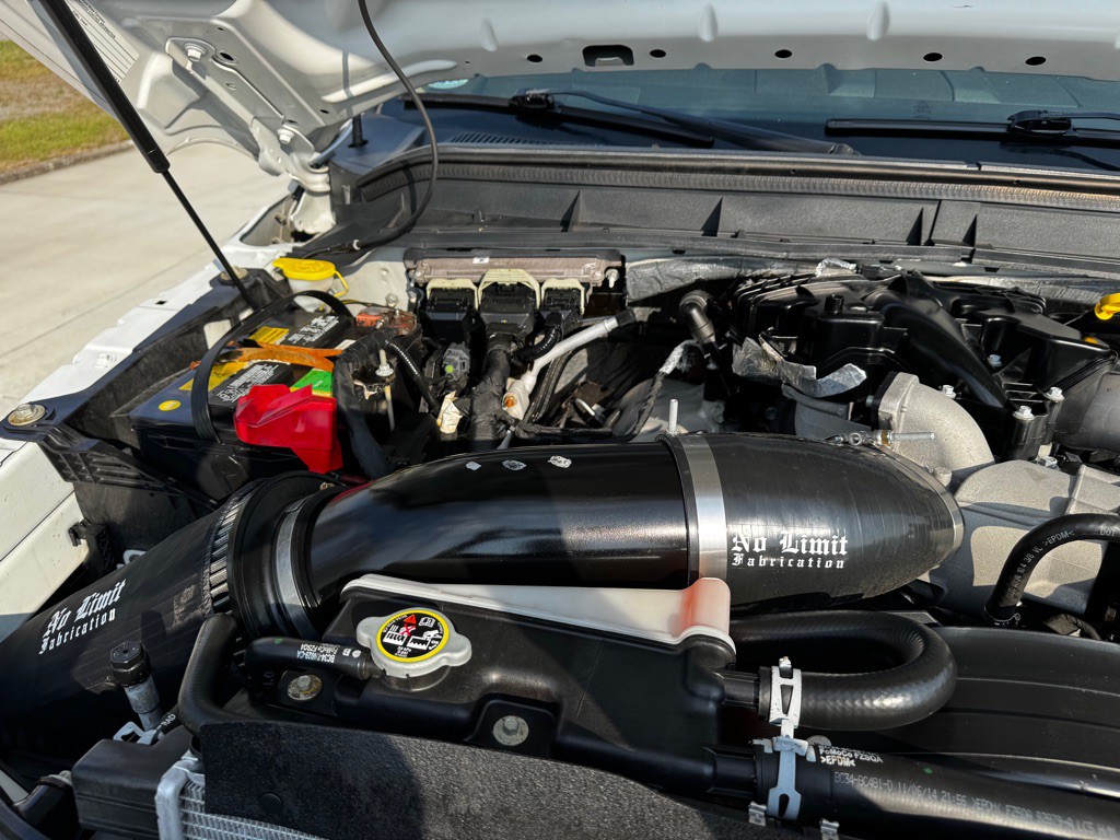 2015 Ford F-350 Image 29