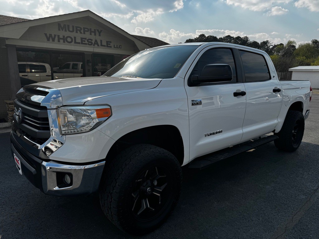 2015 Toyota Tundra Image 2