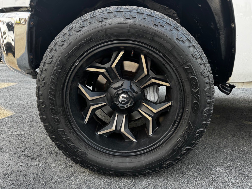2015 Toyota Tundra Image 10