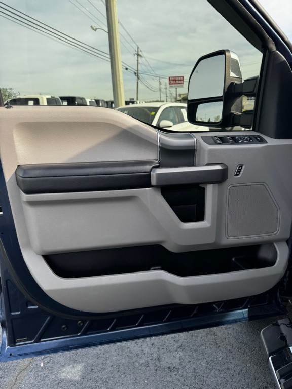 2017 Ford F-250 Image 16