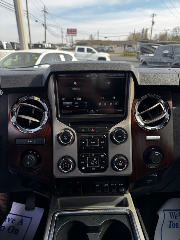 2015 Ford F-250 Image 14