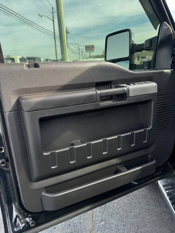 2015 Ford F-250 Image 16