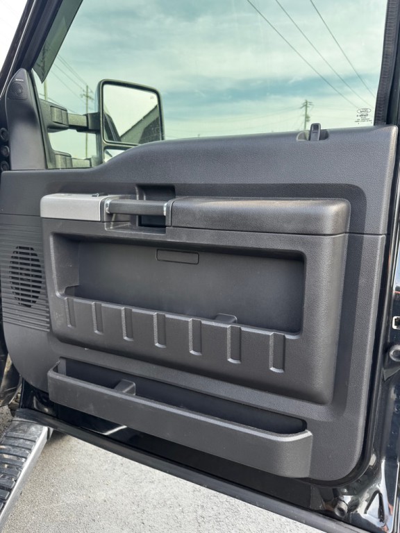 2015 Ford F-250 Image 28