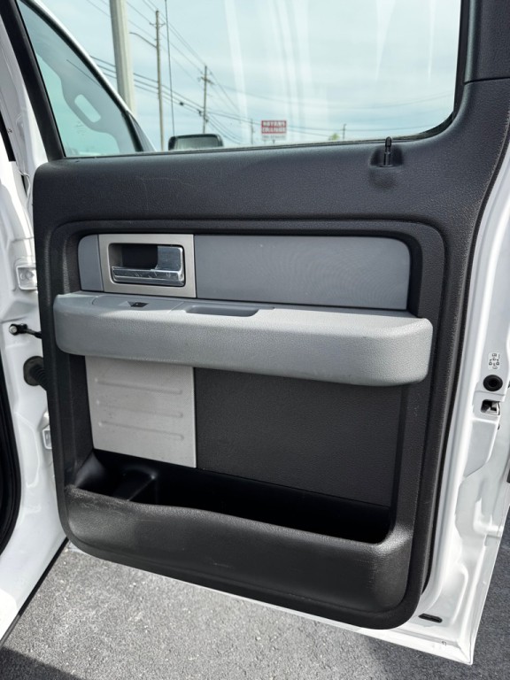 2011 Ford F-150 Image 23
